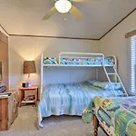 Quaint Chincoteague Island Hideaway With 2 Porches!