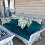 Inn At Poplar Corner B&B On Chincoteague Island