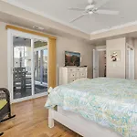 Sunset Bay Villa 206 - Waterfront & Shared Pool!