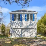 Stella Della Baia - Close To Town, Brand New!