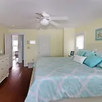 Hill House - Pet Friendly, In Town With Water Views!