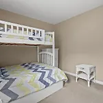 Vast Views - Pet Friendly& A Shared Pool!