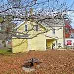 Windsor House - In Town Historic Charm