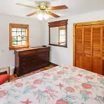 Utter East - Great Home With Large Screened Porch And Firepit Next To The Pond