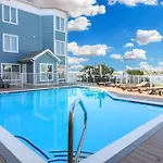 Sunset Bay Villa 208 - Pet Friendly & Includes A Boat Slip!