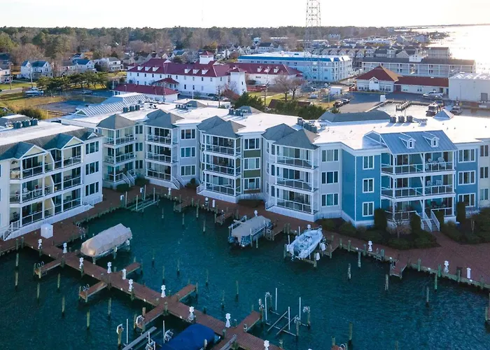 Sunset Bay Villa 118 - Waterfront, Deep-Water Boat Slip!