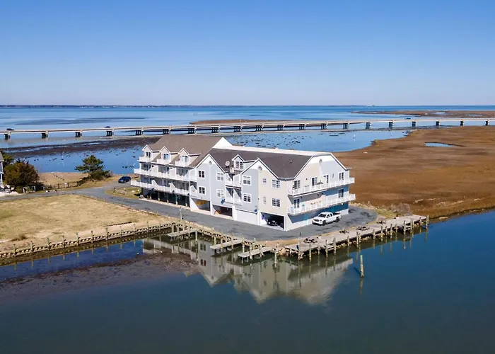 Sundance At Marsh Island - Waterfront Townhome!