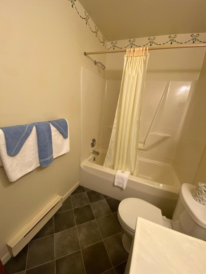 Birchwood 4*
