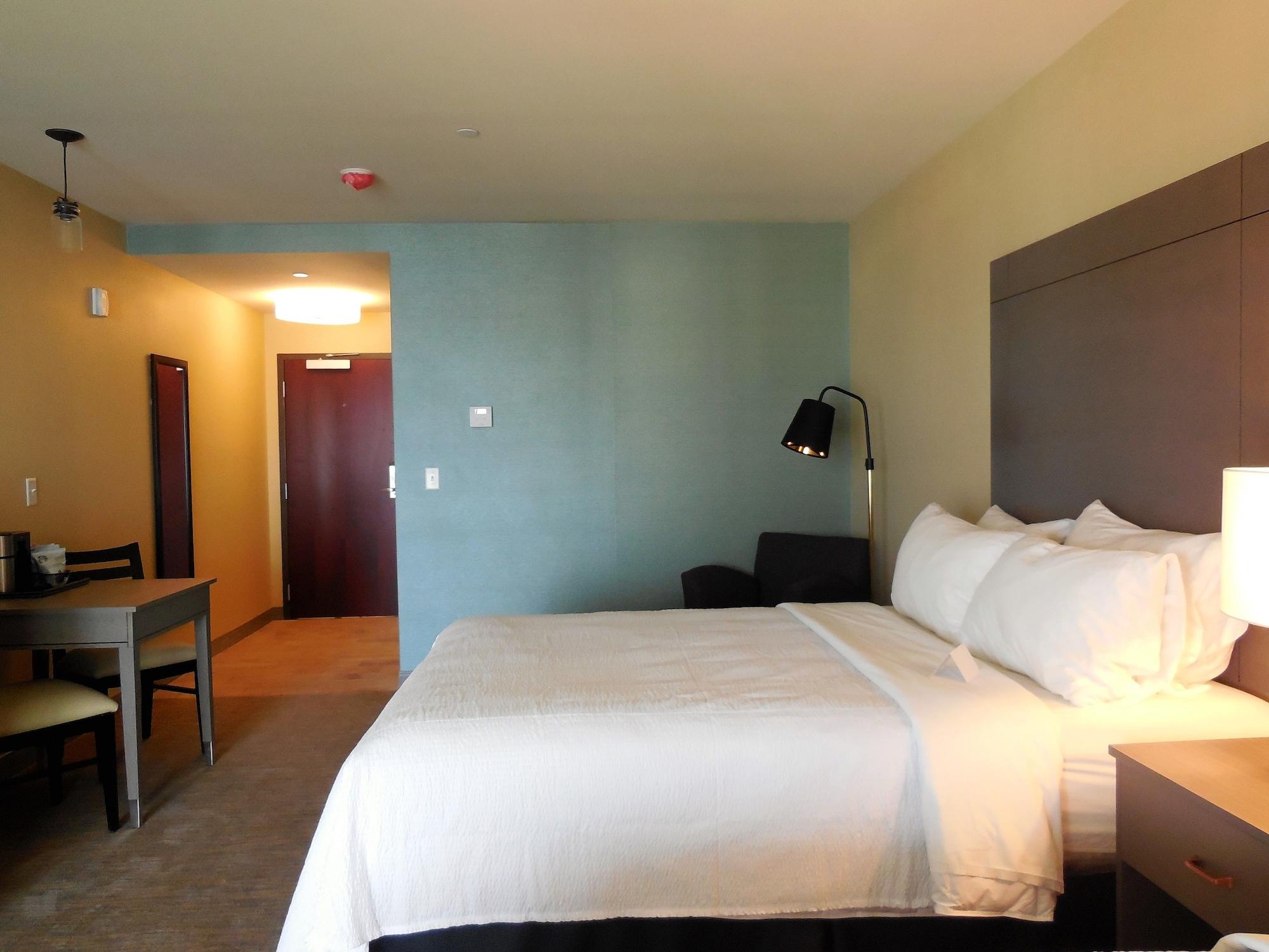Hotel Marina Bay & Suites, Ascend Collection 3*