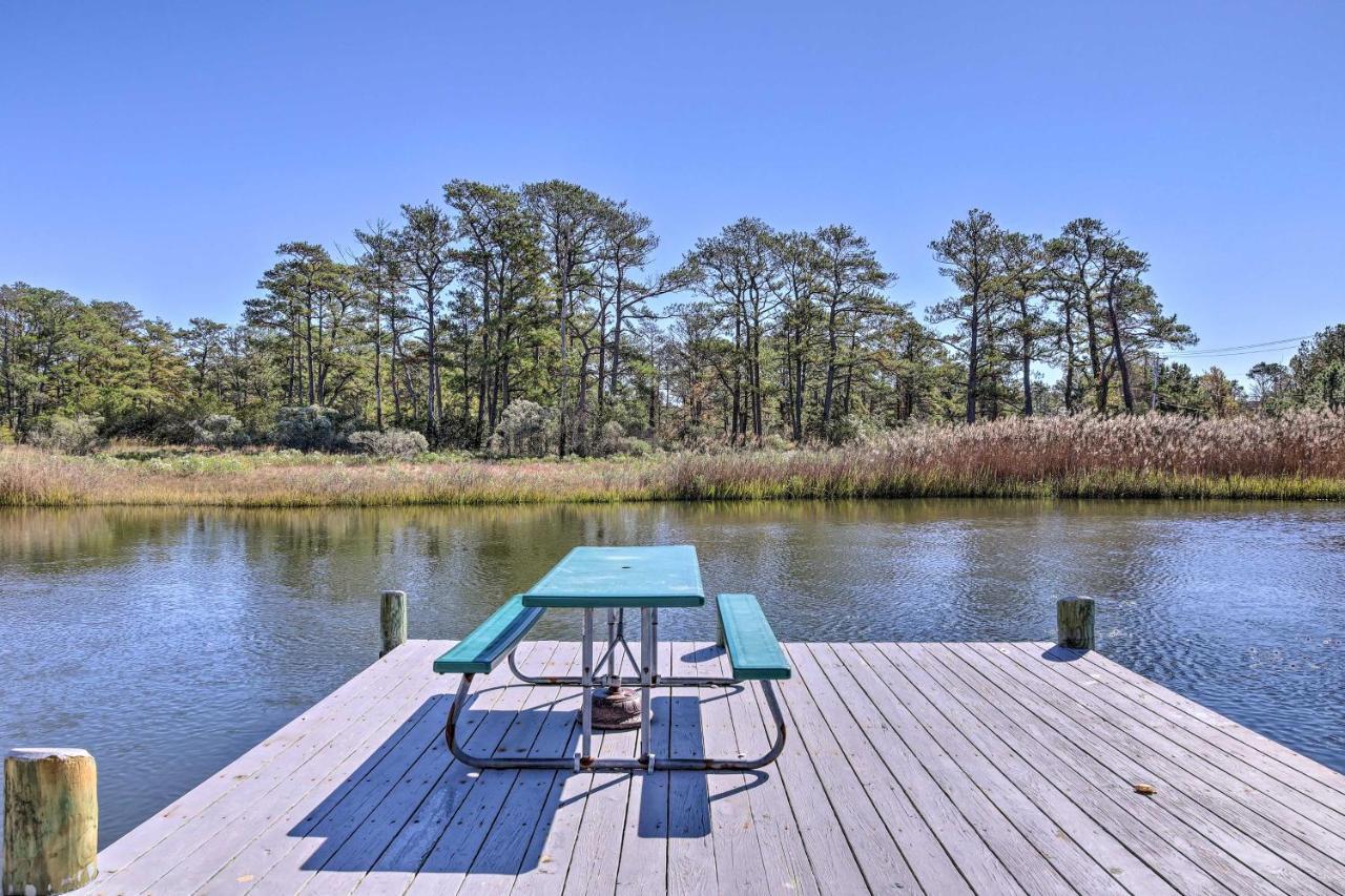 Quaint Island Hideaway With 2 Porches! Chincoteague