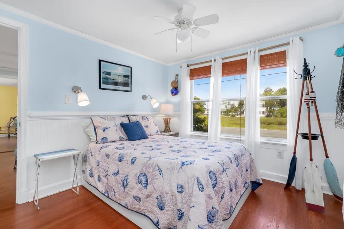W Private Creek, Sunroom, Fire Pit, & Wifi Holiday home Chincoteague