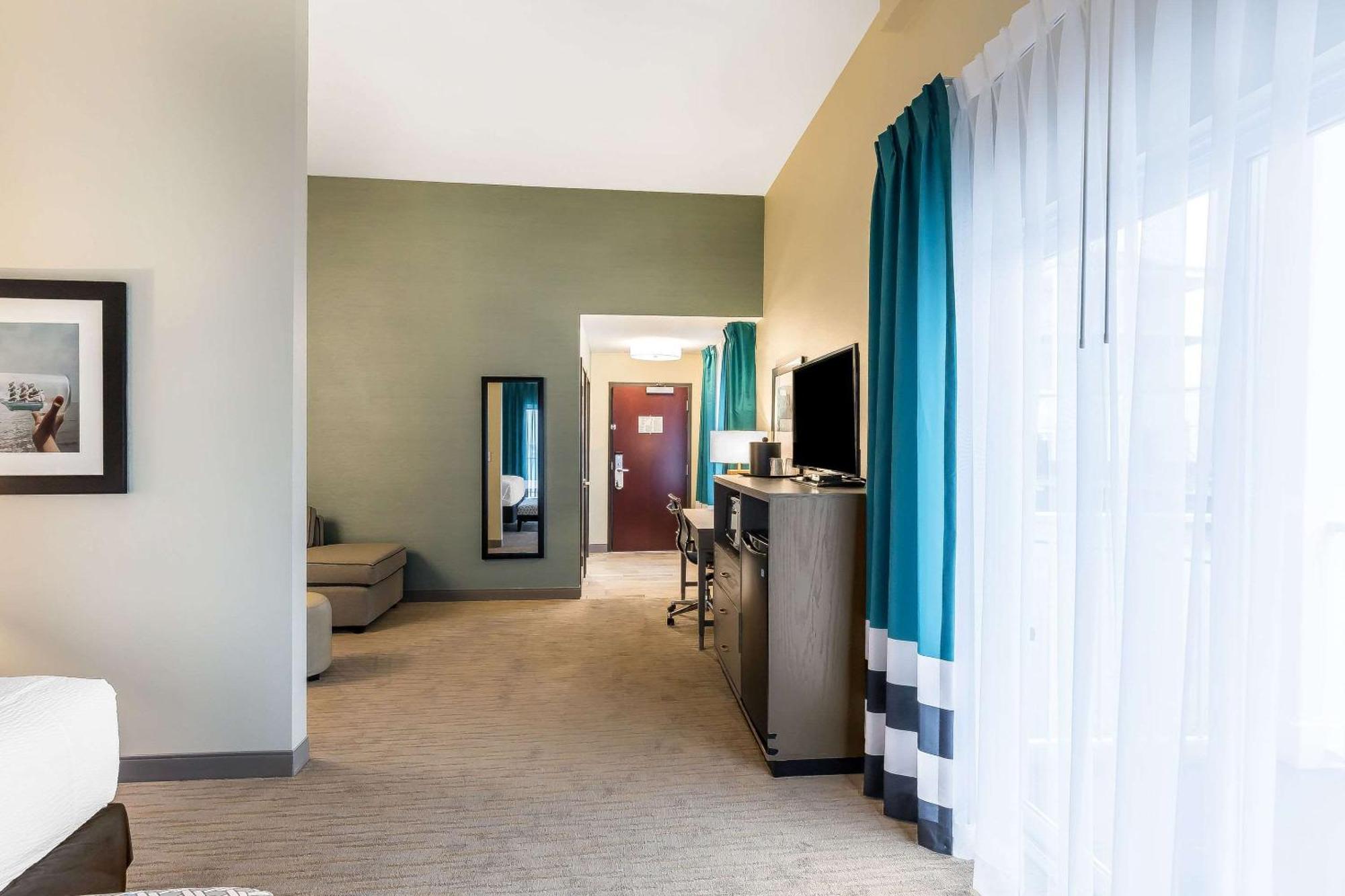 Hotel Marina Bay & Suites, Ascend Collection 3*