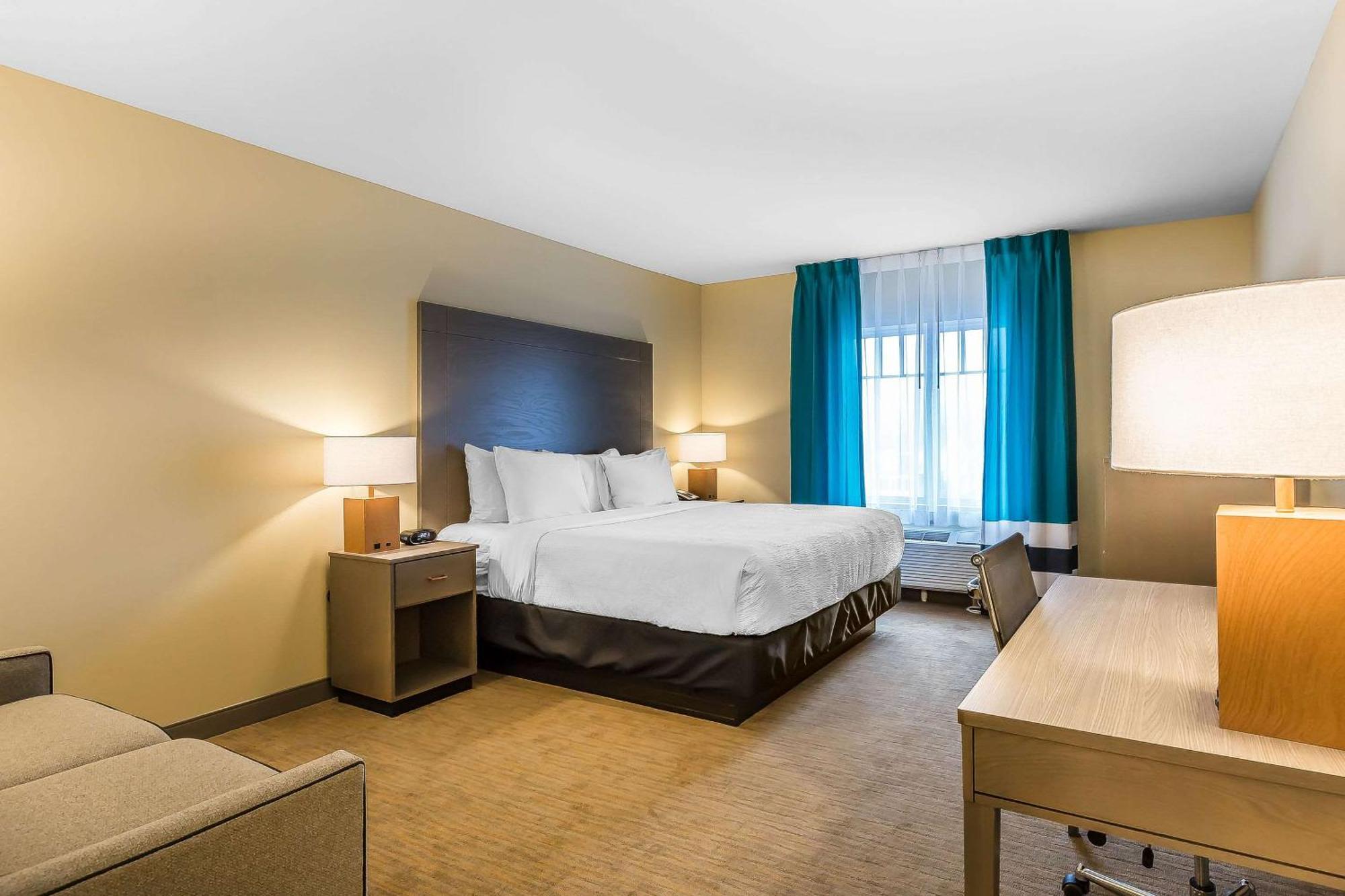 Marina Bay & Suites, Ascend Collection Hotel