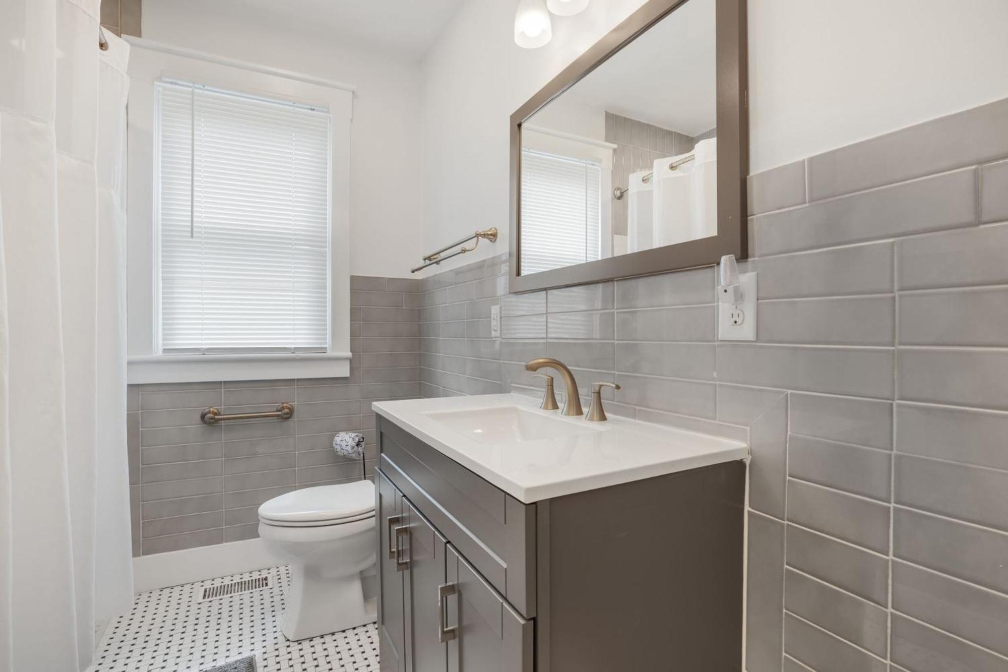 Donovan's Reef - Pet Friendly, In Town! Holiday home Chincoteague