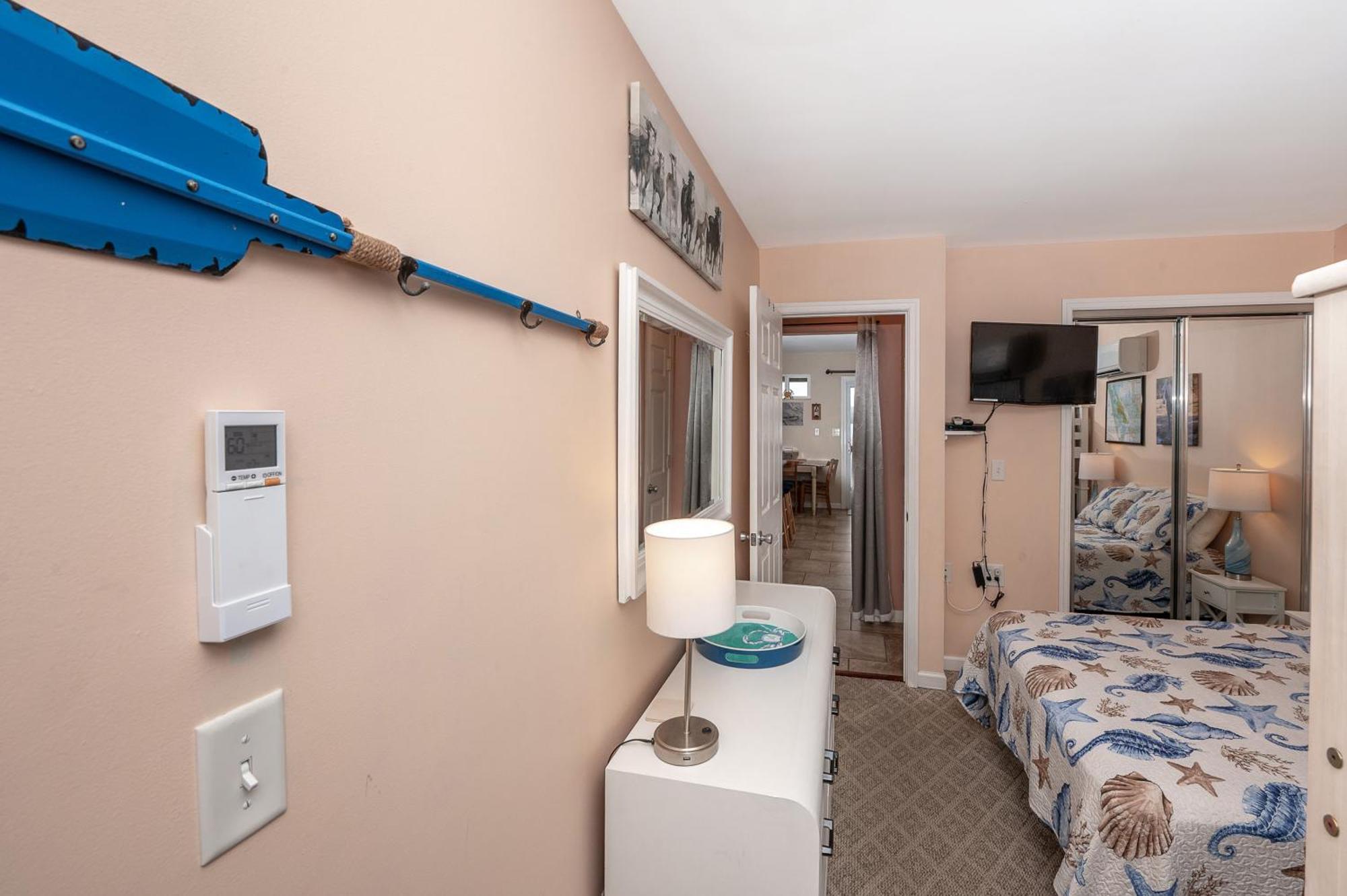 Holiday home Dancing Waters At Sea Tag - Waterfront Condo!