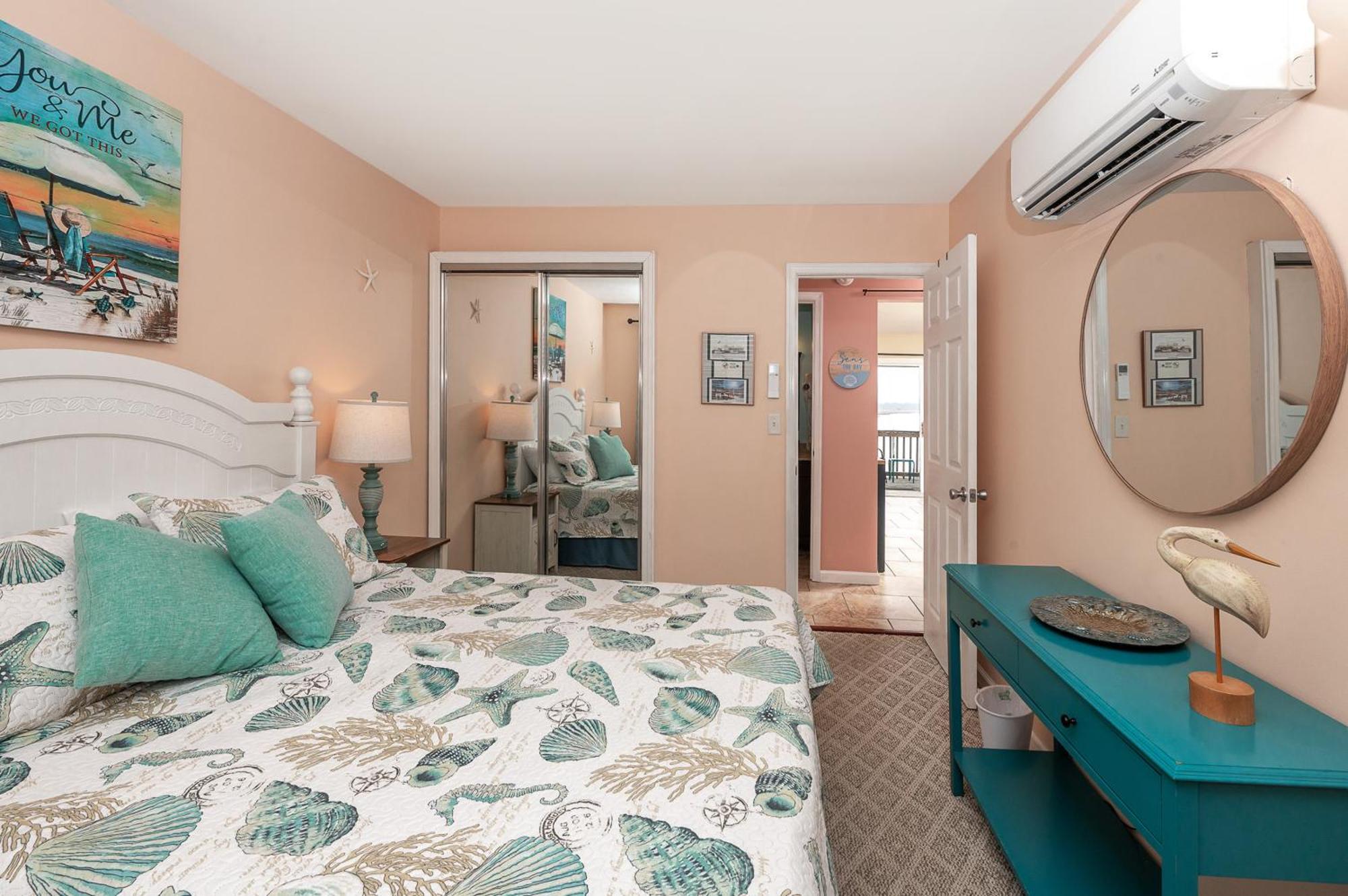 Dancing Waters At Sea Tag - Waterfront Condo! Holiday home Chincoteague