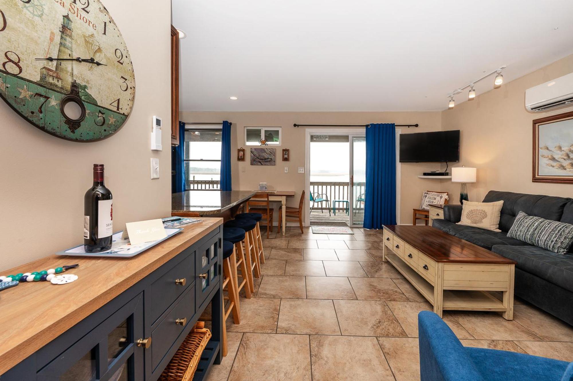 Dancing Waters At Sea Tag - Waterfront Condo! Holiday home