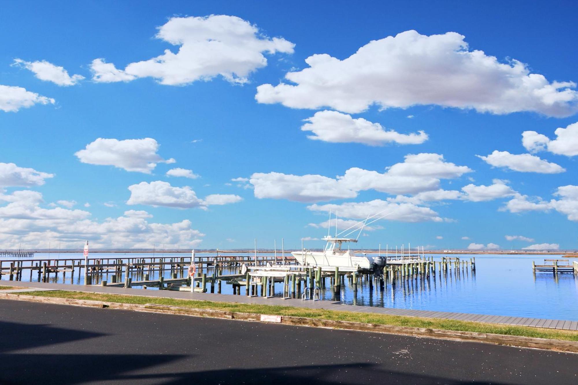 Charlie's Bayside Retreat - Pet Friendly, In Town! Holiday home *
