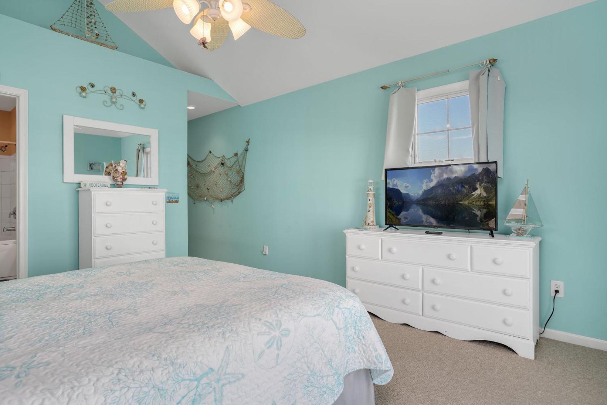 Charlie's Bayside Retreat - Pet Friendly, In Town! Holiday home Chincoteague