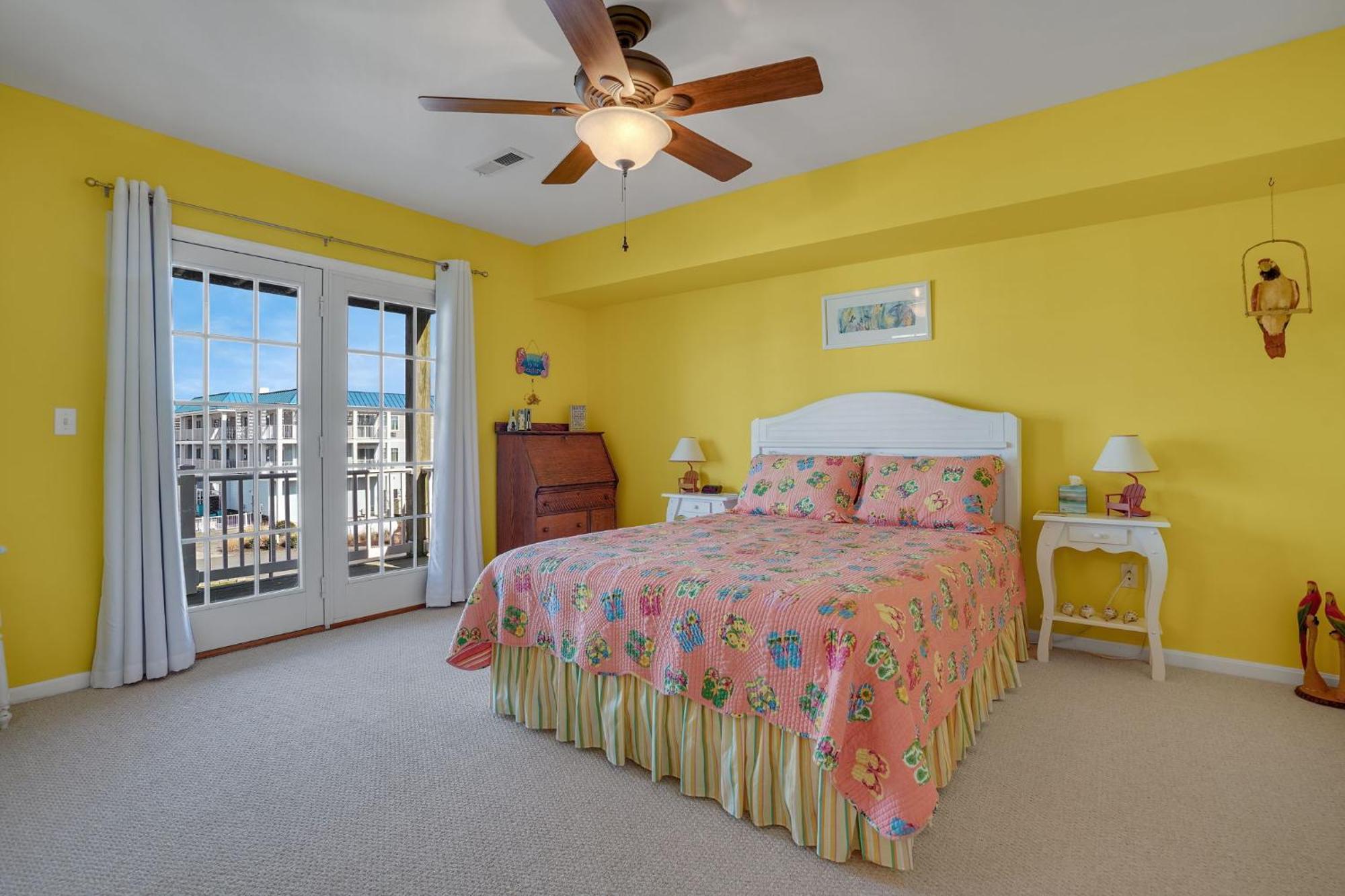 Charlie's Bayside Retreat - Pet Friendly, In Town! Holiday home *