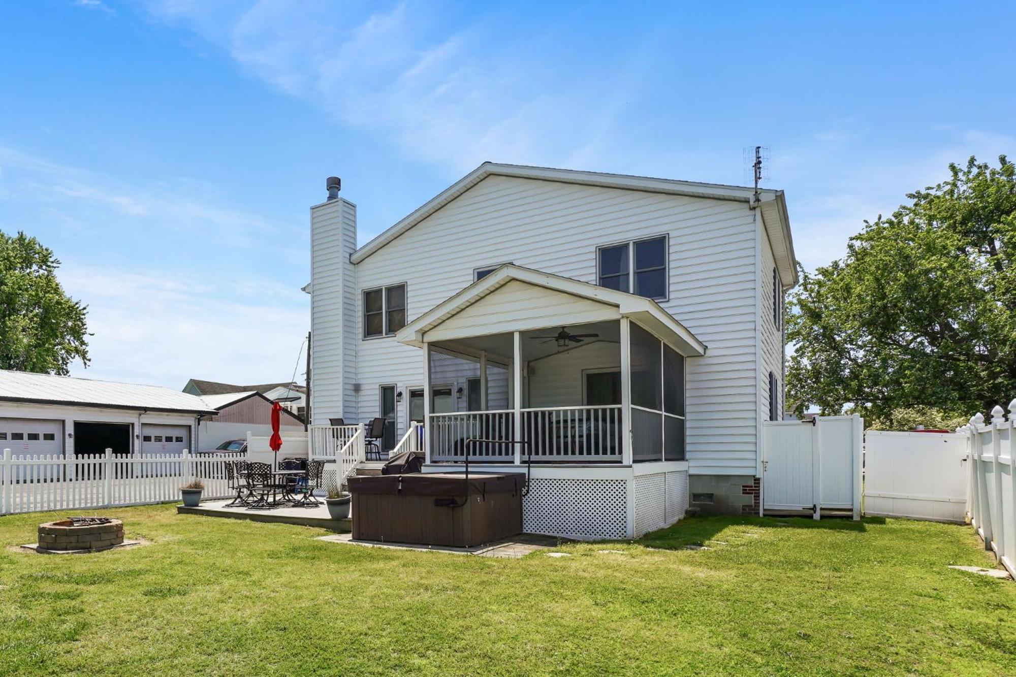 Holiday home Casa Del Mar - Pet Friendly With Hot Tub! *