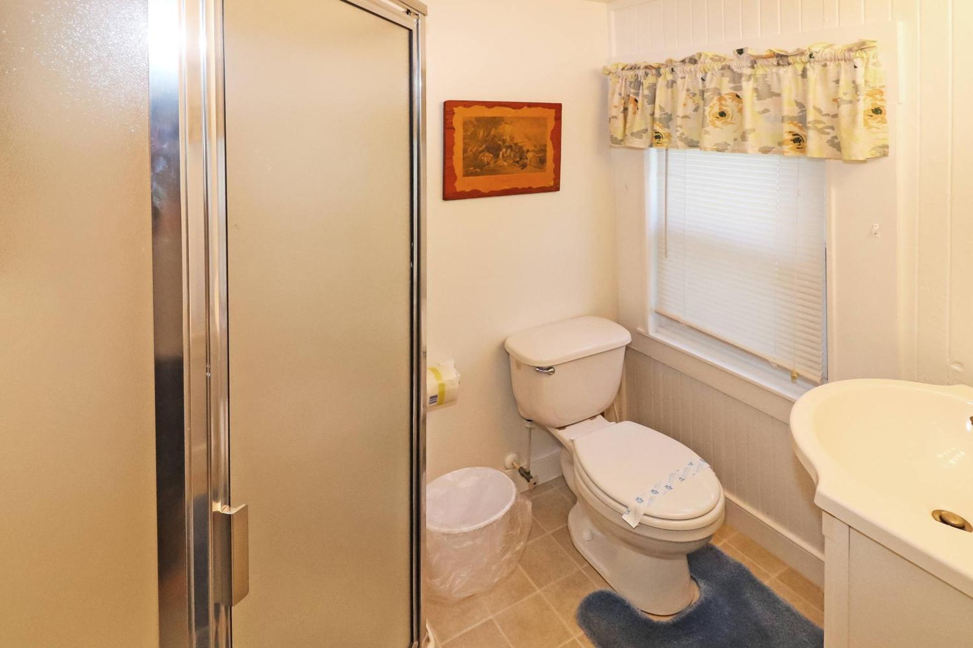 Blue Point - Pet Friendly With Outdoor Shower! Holiday home