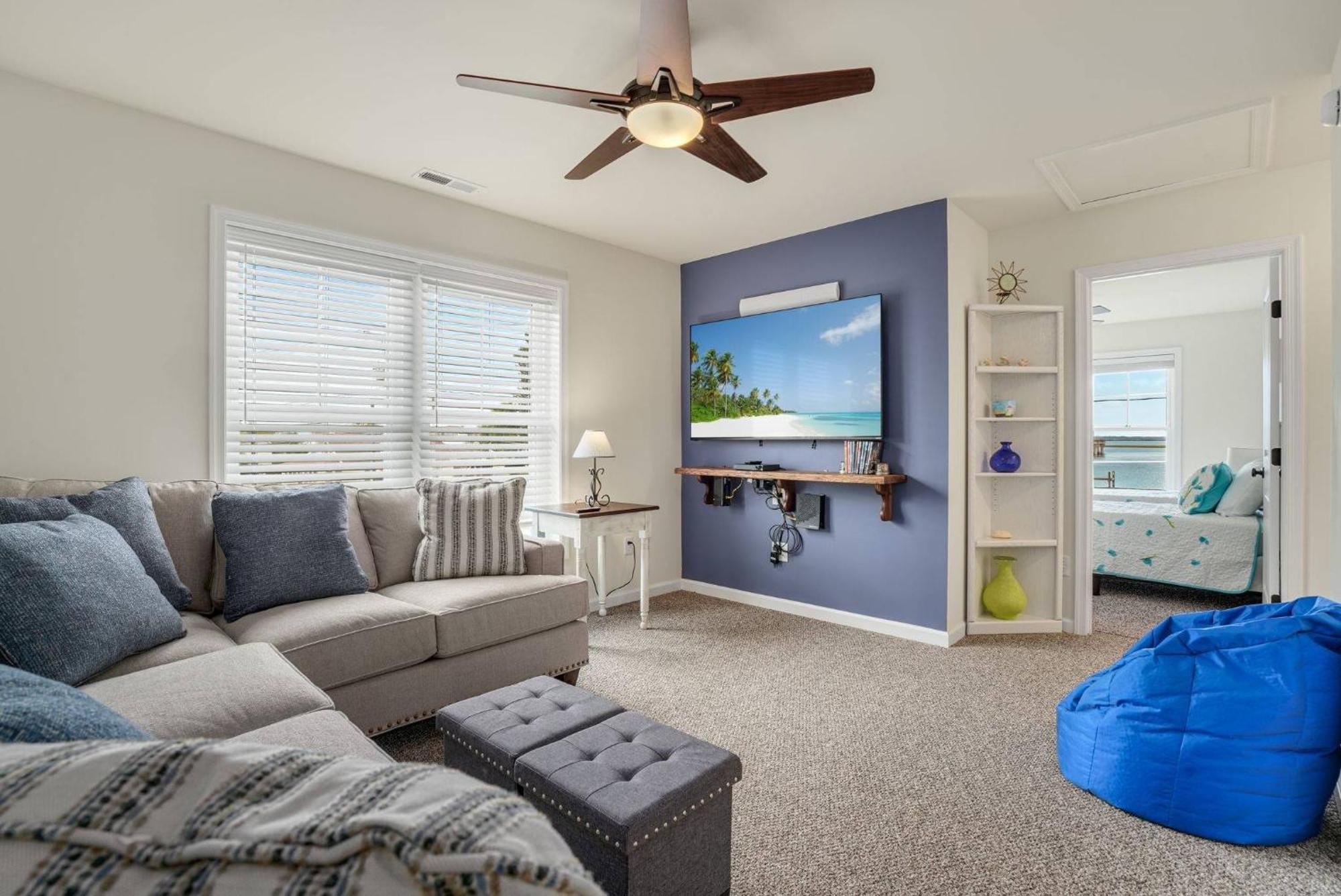 Blue Marlin - Pet Friendly With Private Dock! Holiday home *