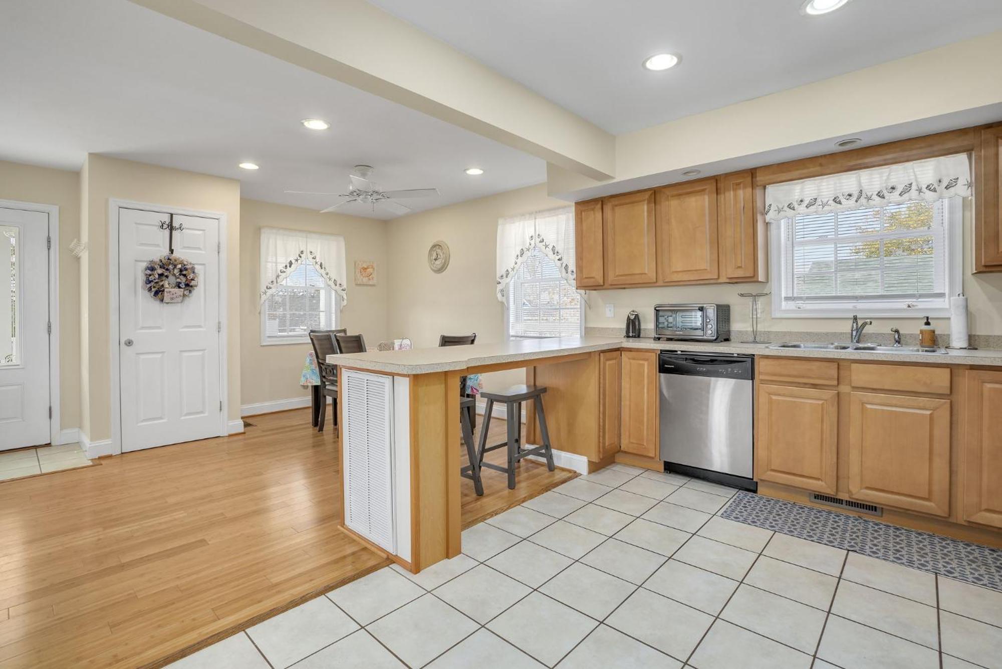 Haven - Modern Home; Close To Town! Holiday home Chincoteague