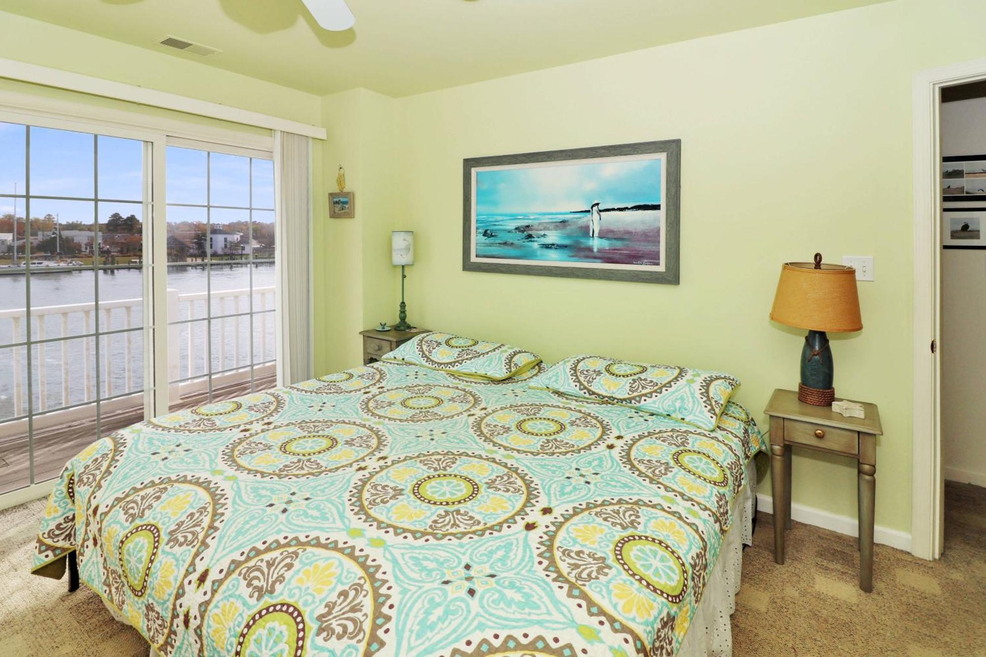 Bay Daze - Waterfront Townhome W Private Boat Dock!