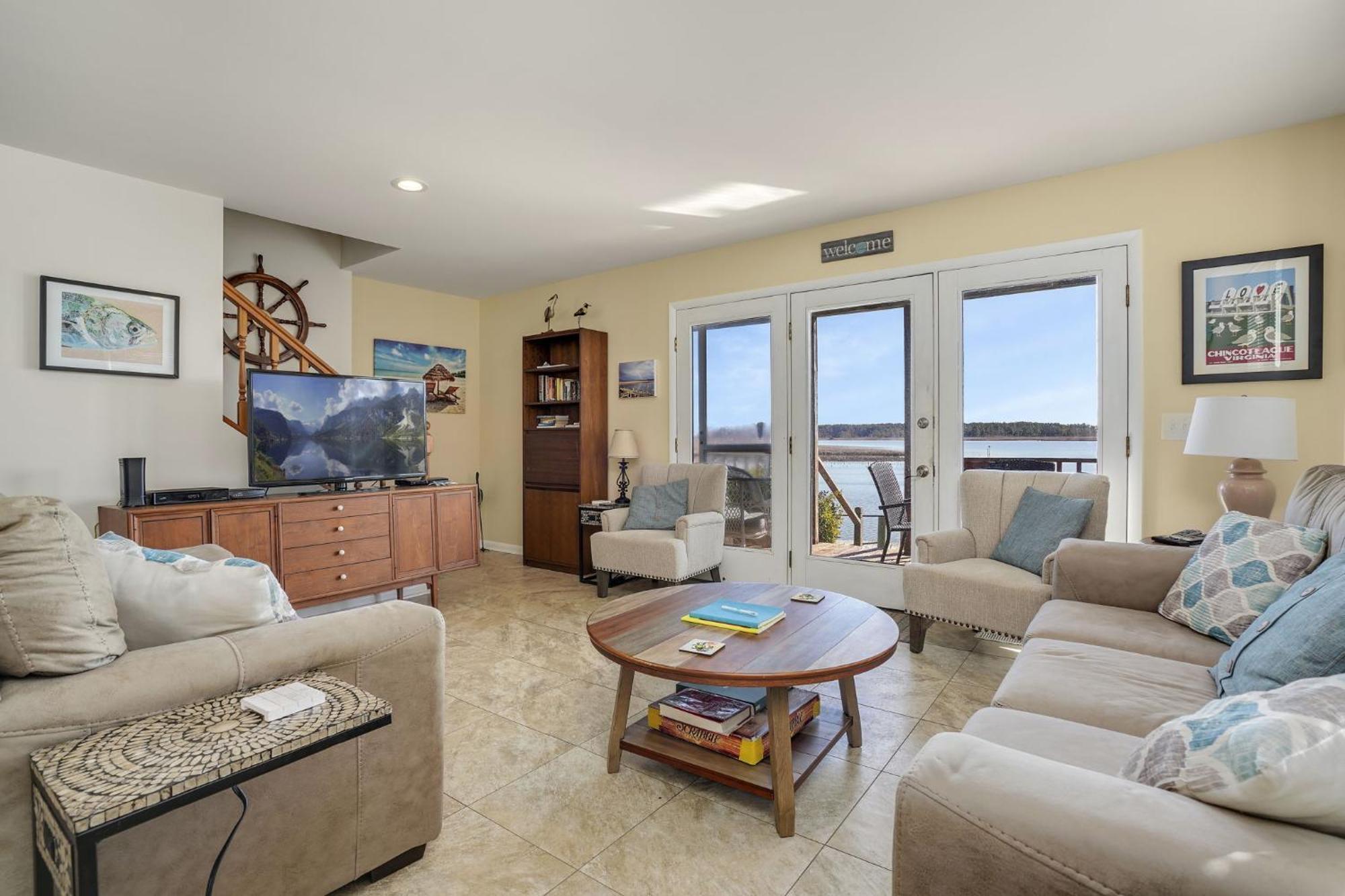 The Haven - Waterfront With Private Dock!