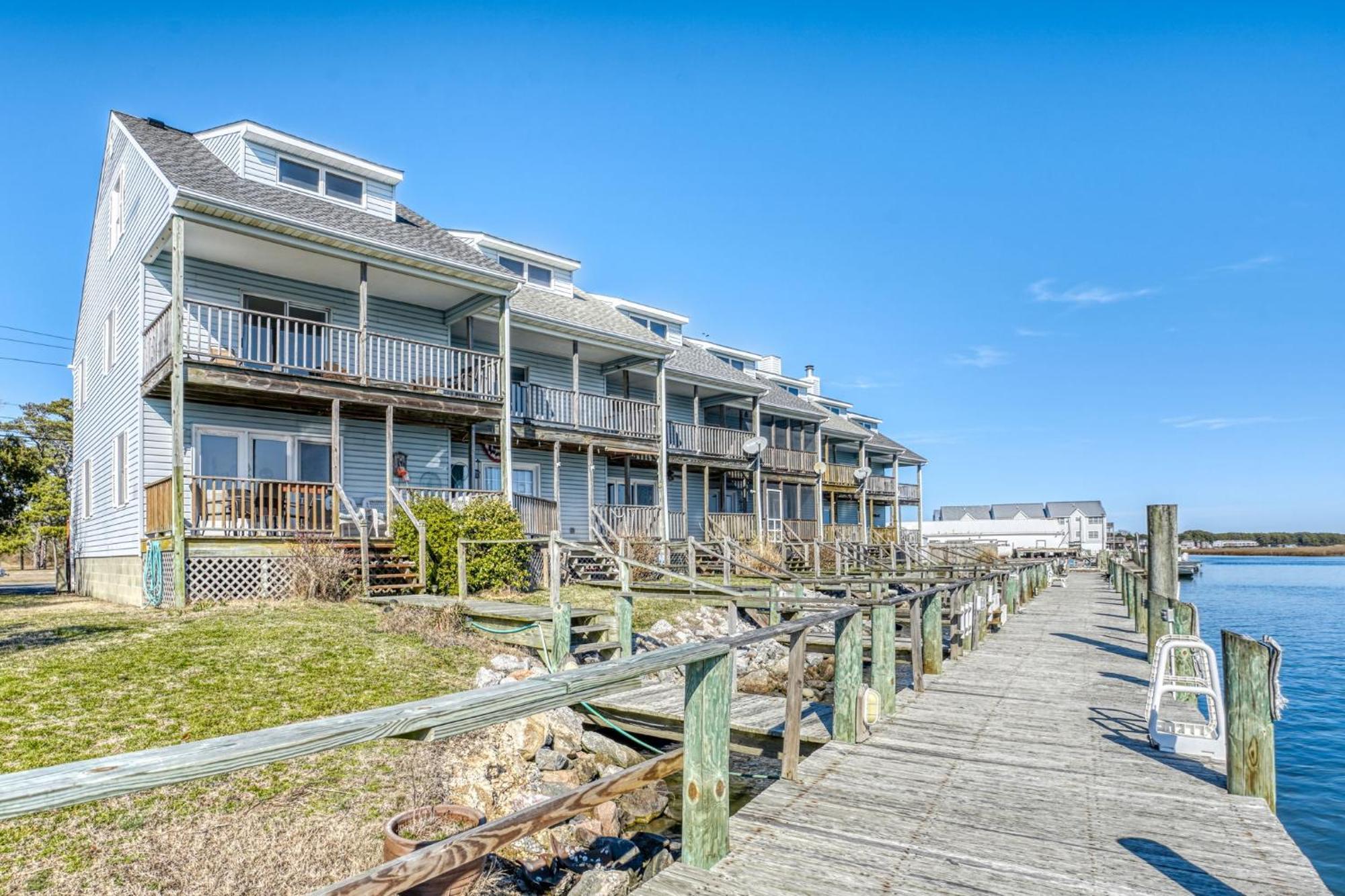 Holiday home The Haven - Waterfront With Private Dock! *