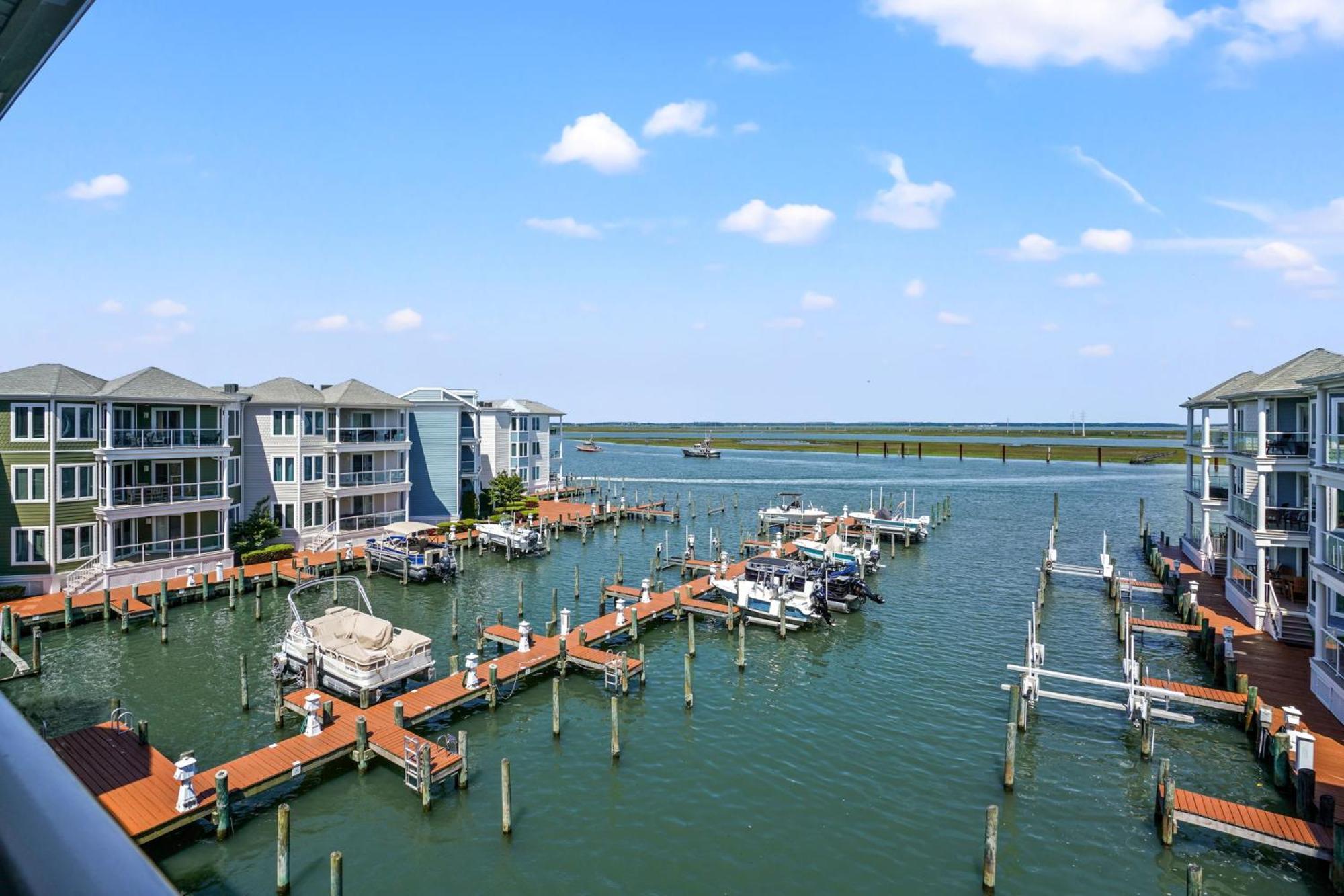 Holiday home Sunset Bay 312 - Waterfront & Includes A Boat Slip!