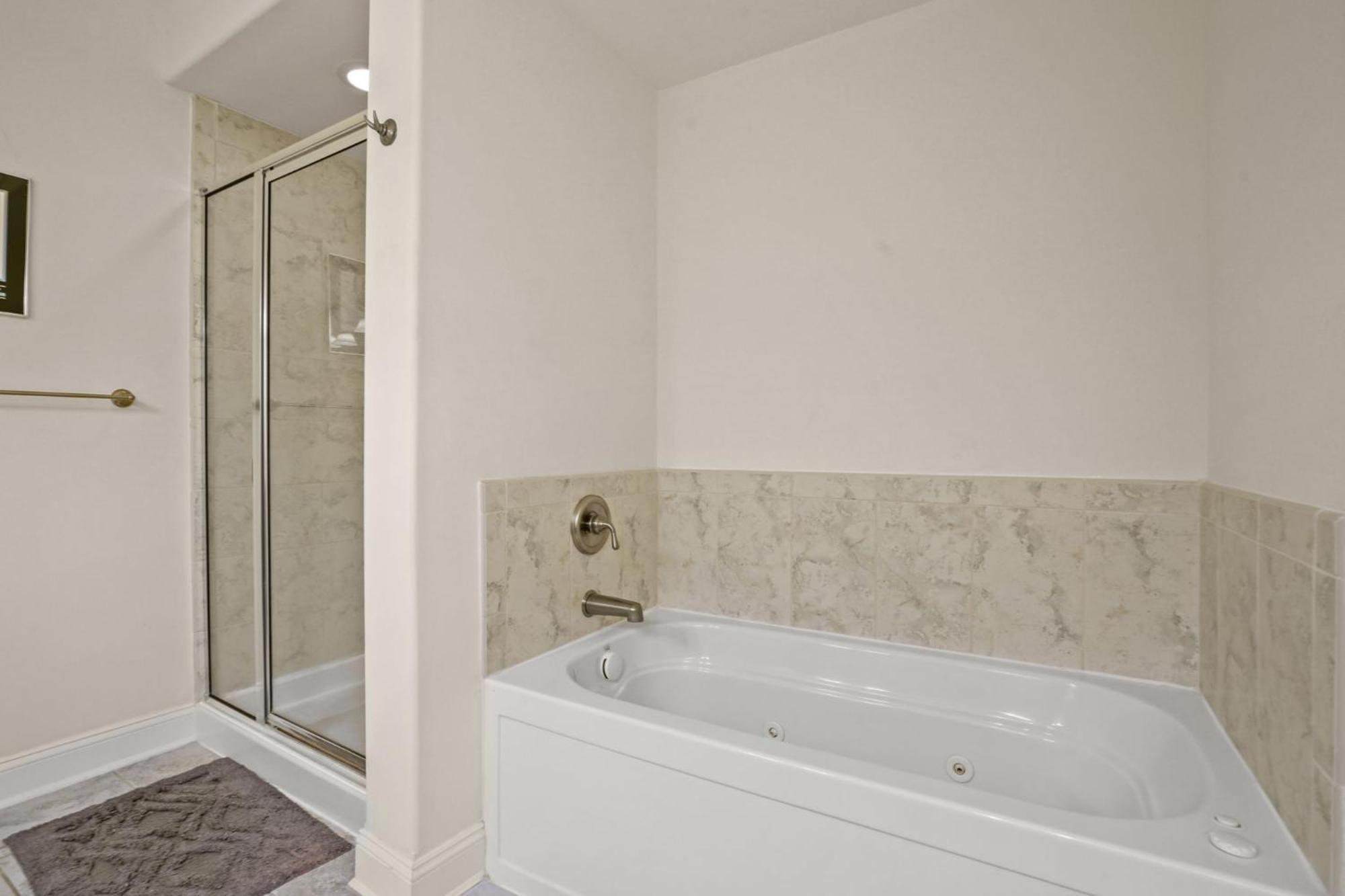 Sunset Bay 312 - Waterfront & Includes A Boat Slip! *