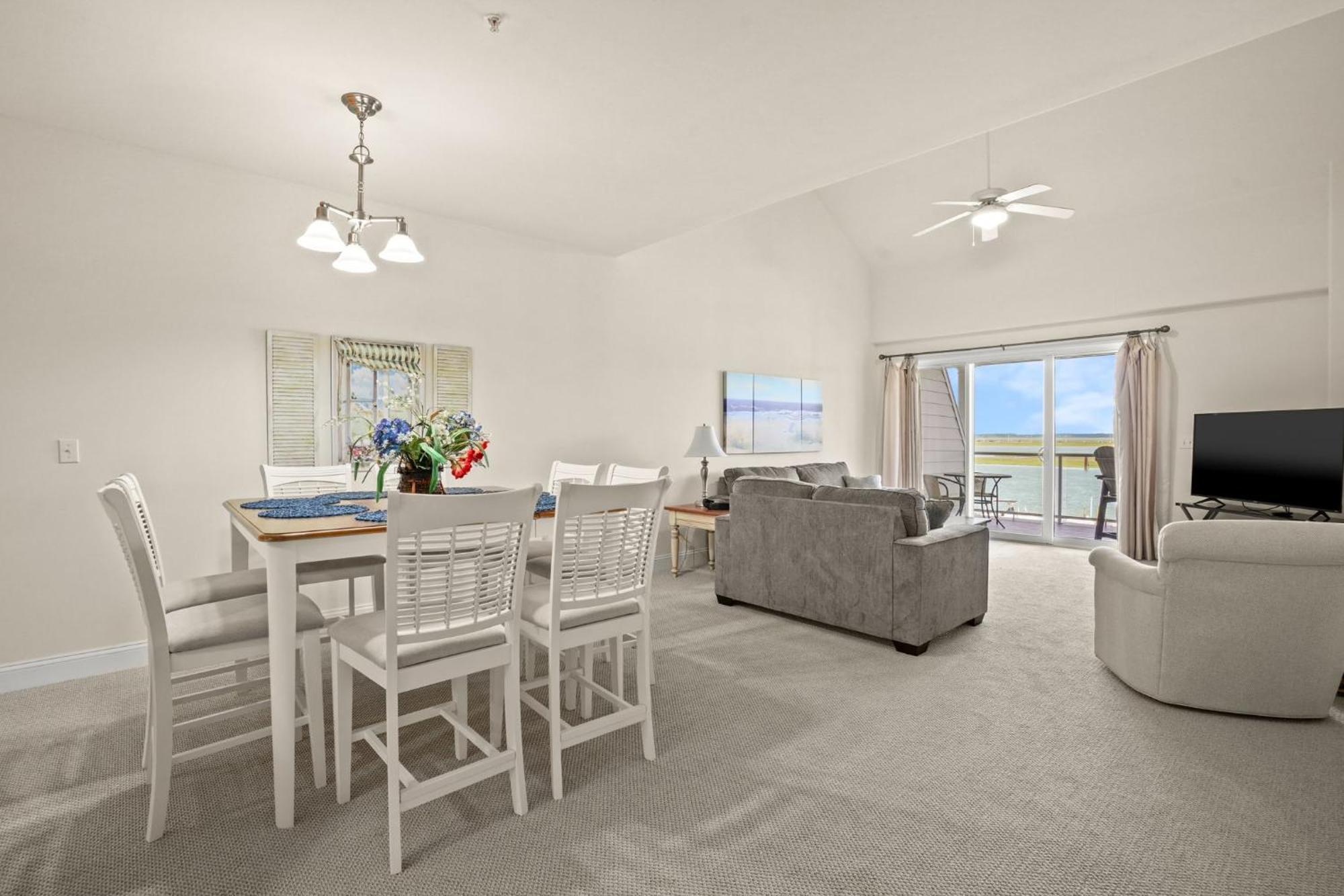 Sunset Bay 312 - Waterfront & Includes A Boat Slip! * Chincoteague