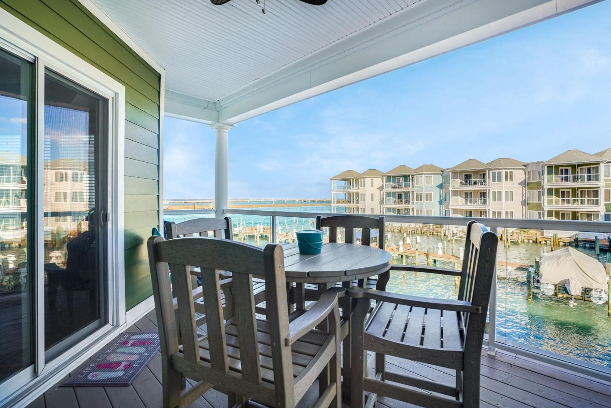 Sunset Bay 206 - Waterfront & Shared Pool!