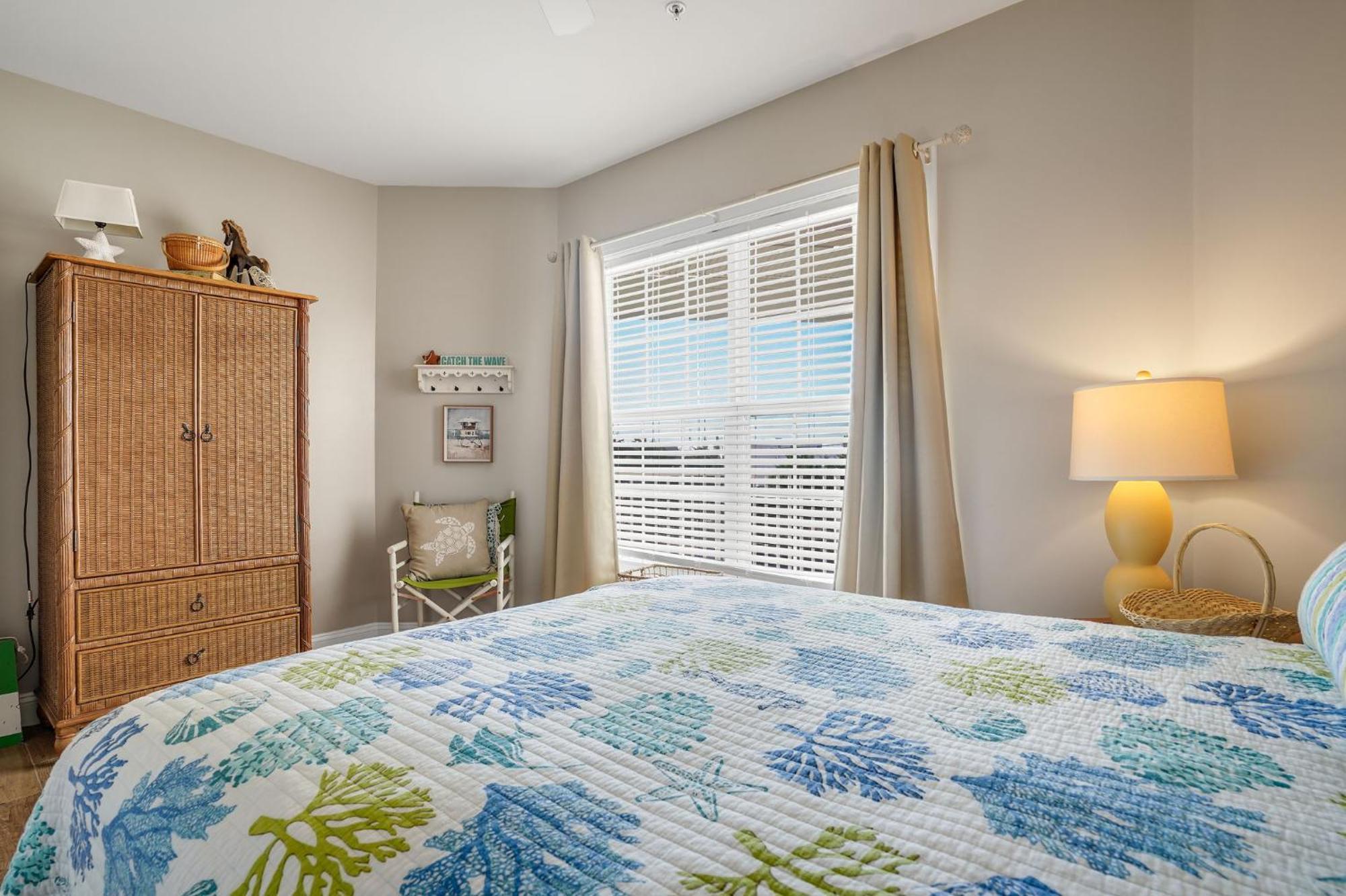 Sunset Bay 206 - Waterfront & Shared Pool! Holiday home *