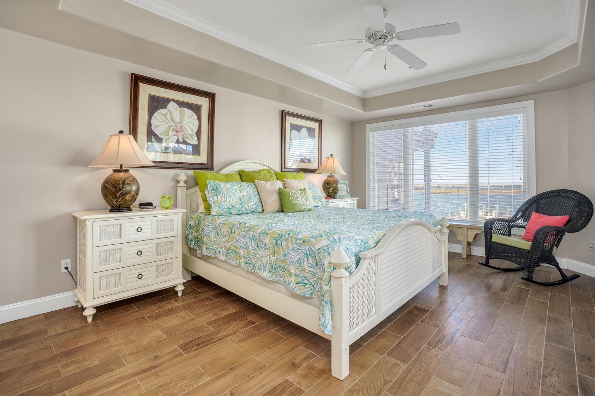 Holiday home Sunset Bay 206 - Waterfront & Shared Pool! *