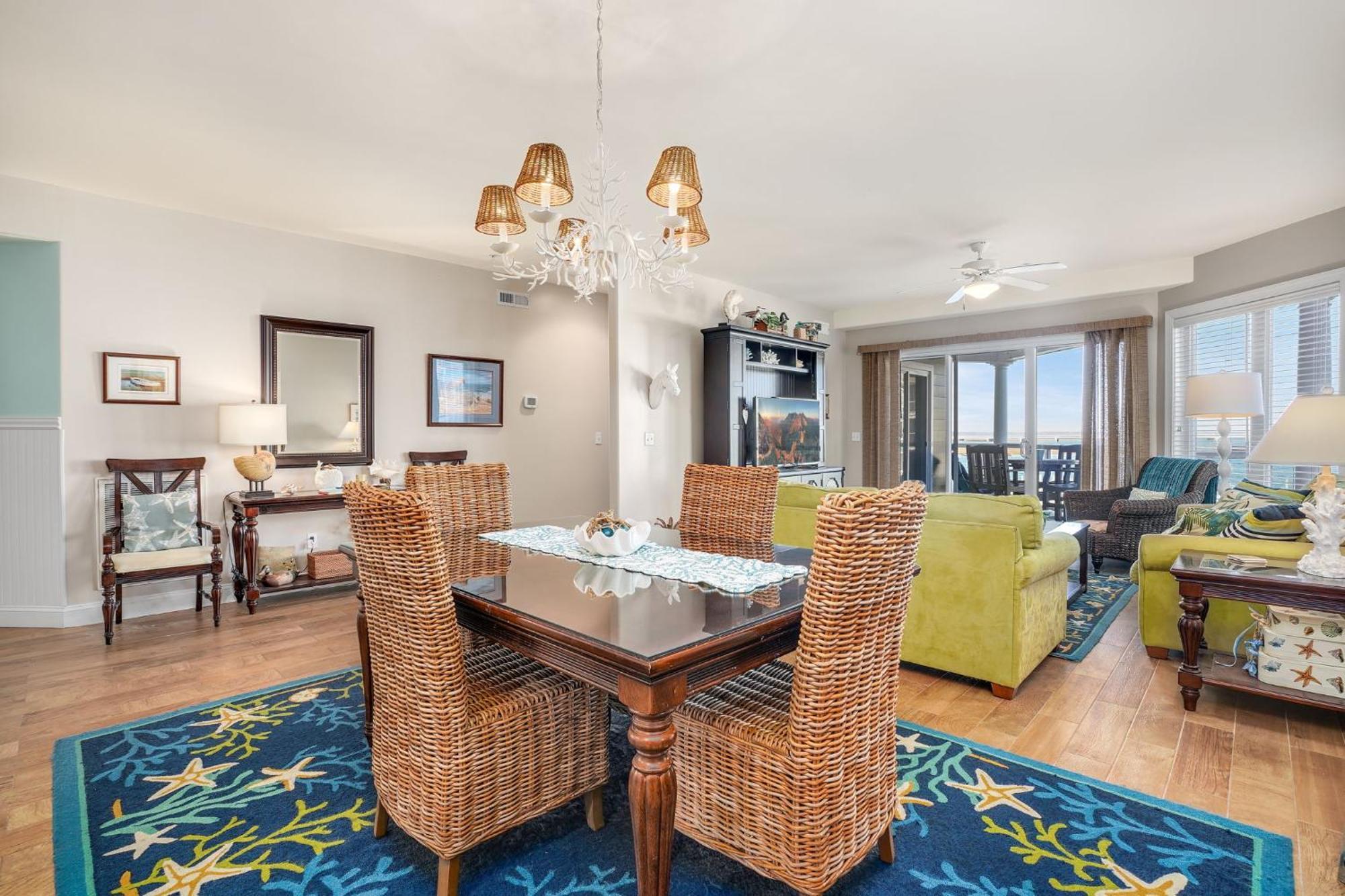 Sunset Bay 206 - Waterfront & Shared Pool! Chincoteague