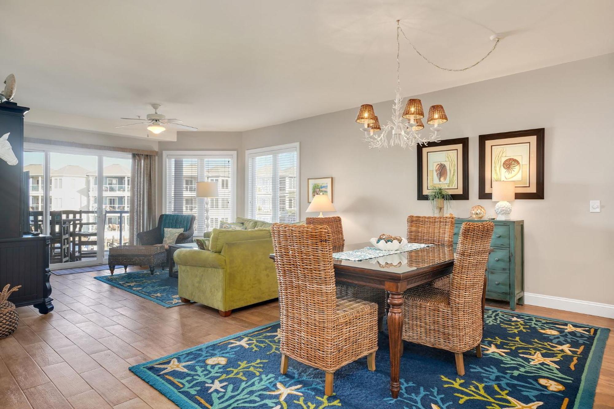 Sunset Bay 206 - Waterfront & Shared Pool! *