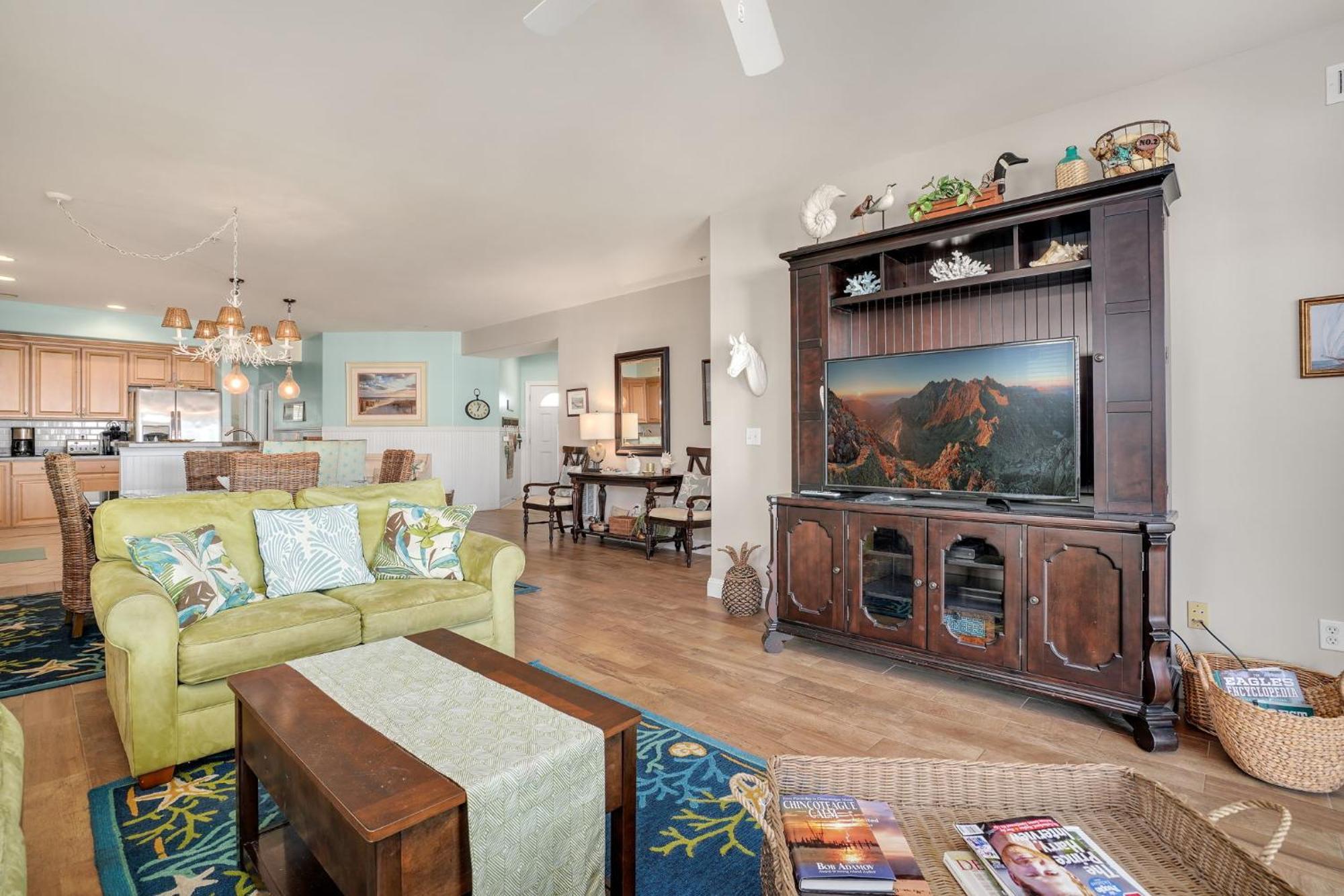 Sunset Bay 206 - Waterfront & Shared Pool! Chincoteague