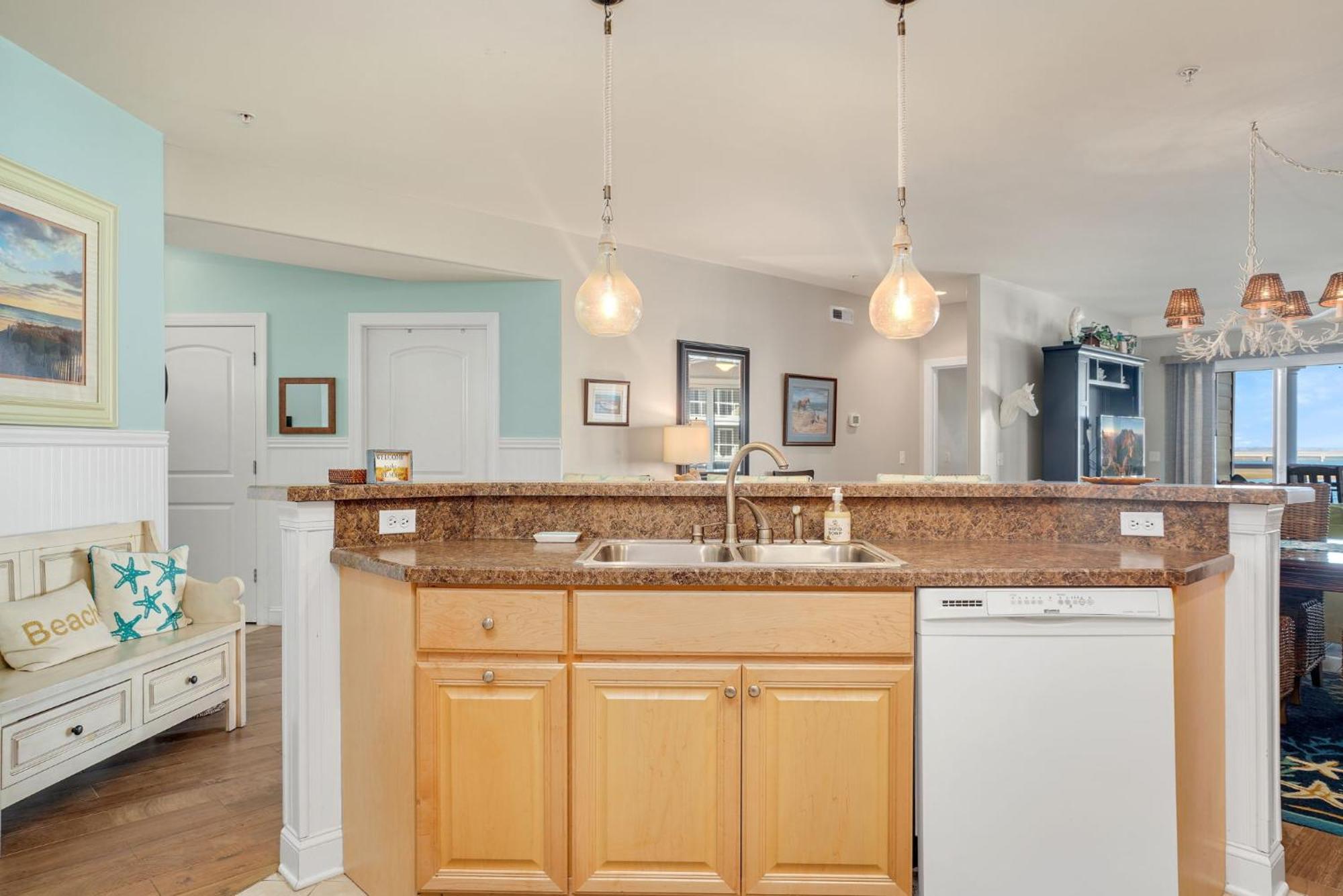 Holiday home Sunset Bay 206 - Waterfront & Shared Pool! *