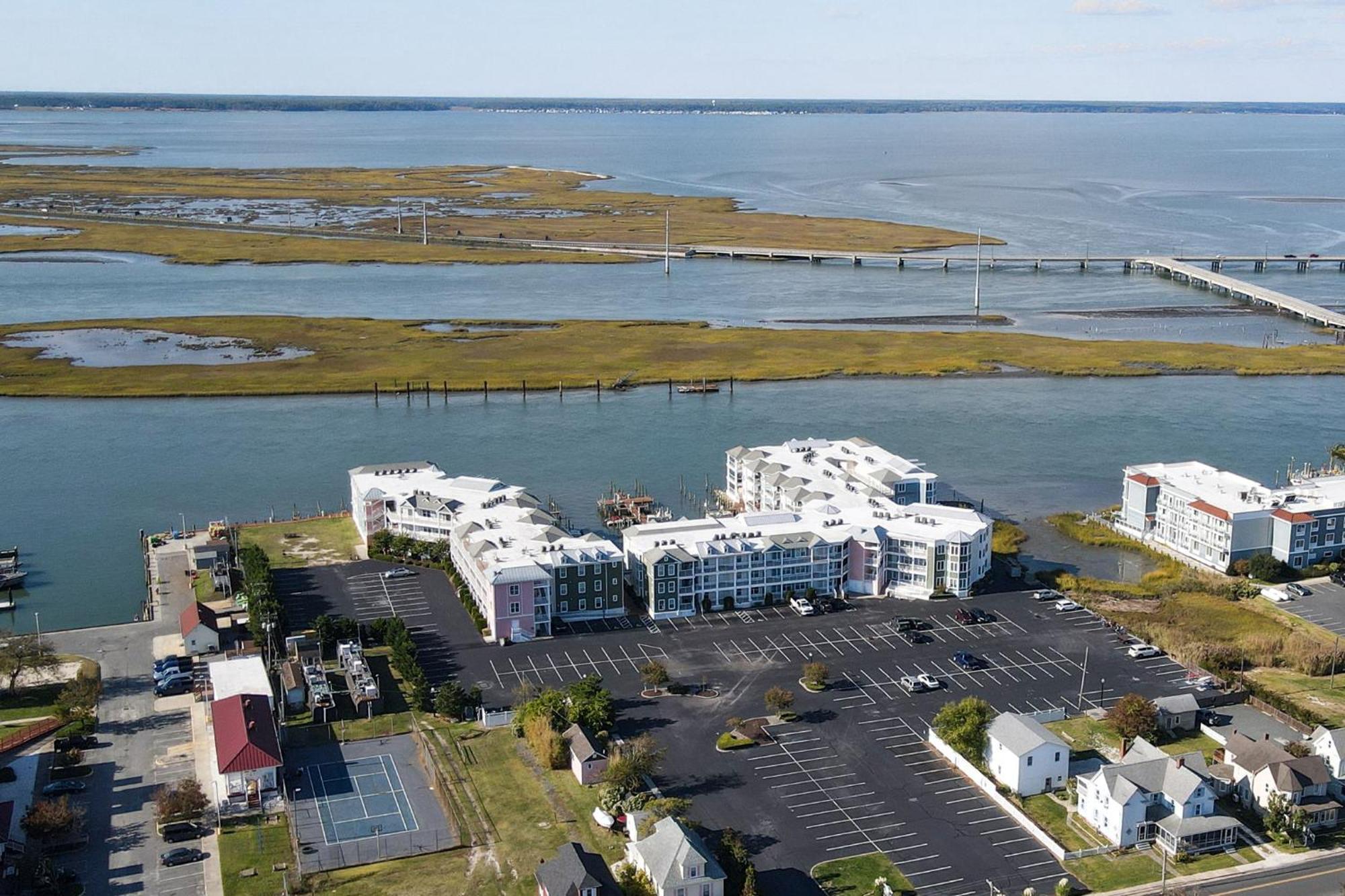Sunset Bay 118 - Waterfront, Deep-water Boat Slip! Holiday home *