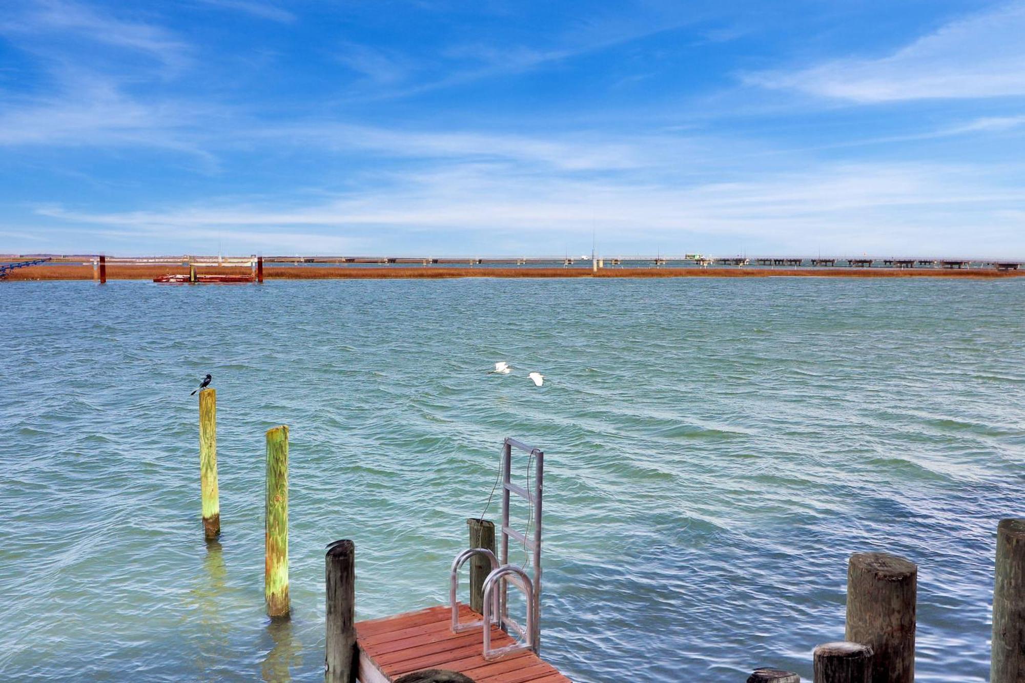 Holiday home Sunset Bay 118 - Waterfront, Deep-water Boat Slip! Chincoteague