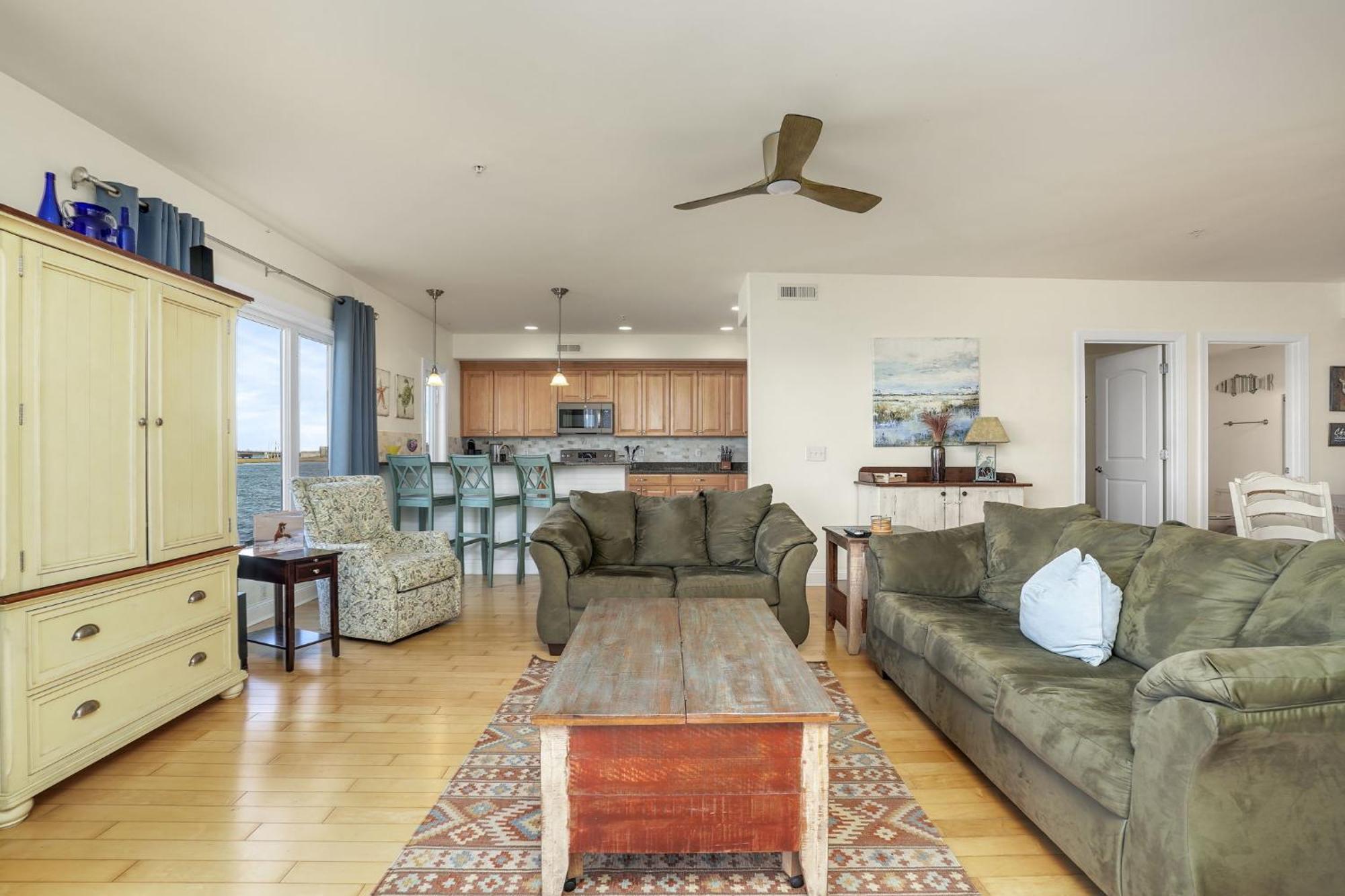 Holiday home Sunset Bay 118 - Waterfront, Deep-water Boat Slip! Chincoteague