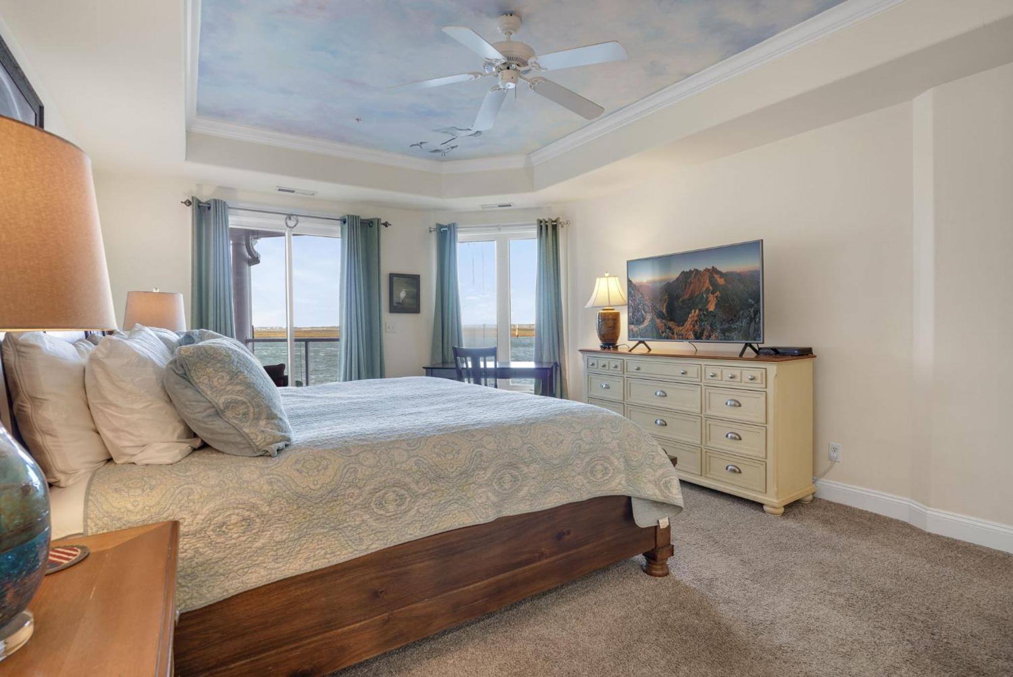 Holiday home Sunset Bay 118 - Waterfront, Deep-water Boat Slip! Chincoteague