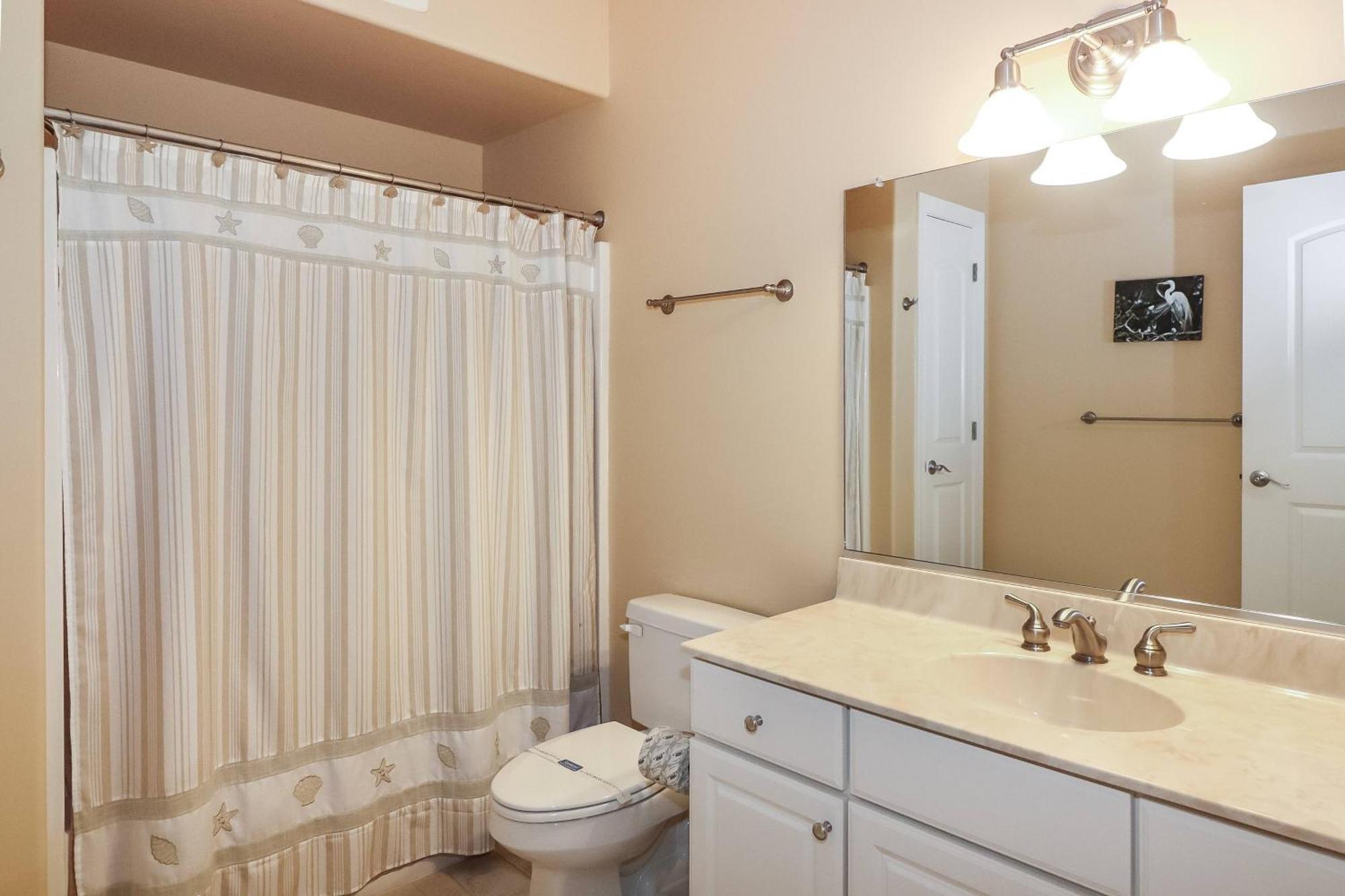 Sunset Bay 116 - Waterfront With Shared Pool! Holiday home *