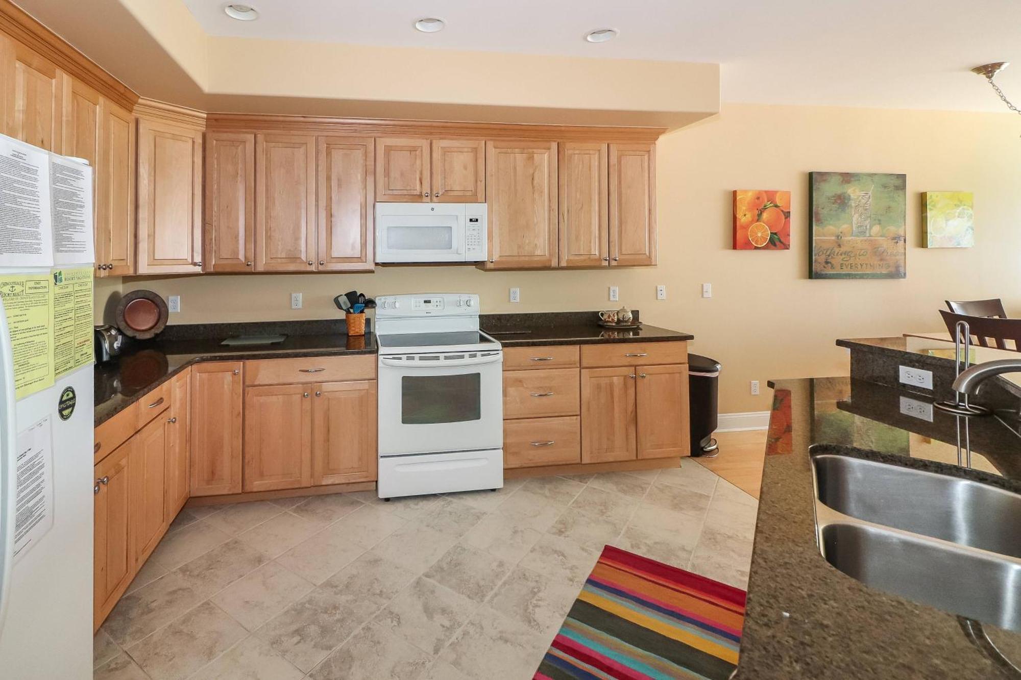 Sunset Bay 116 - Waterfront With Shared Pool! *