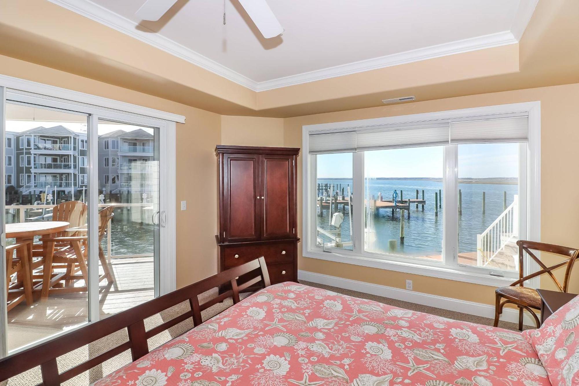 Sunset Bay 116 - Waterfront With Shared Pool! * Chincoteague