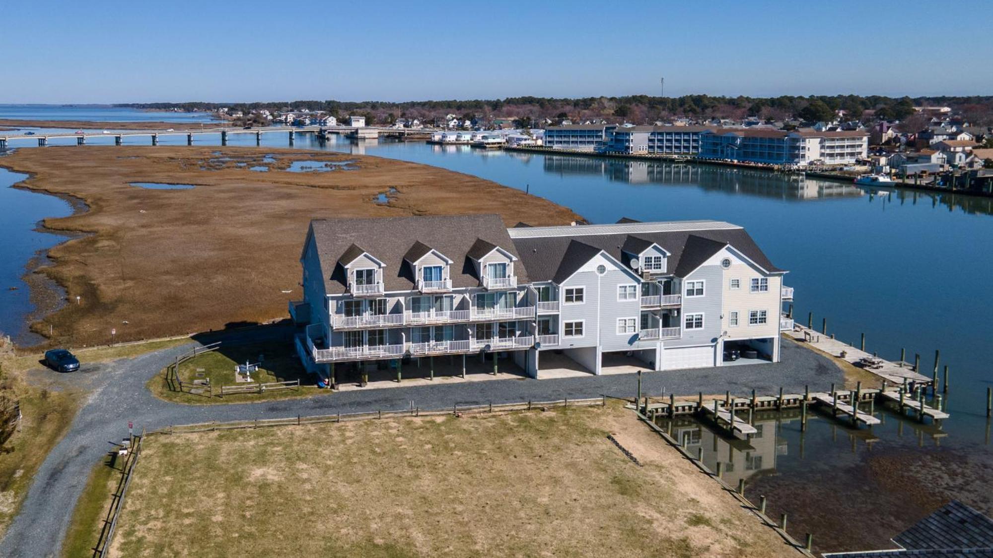 Sundance At Marsh Island - Waterfront Townhome!