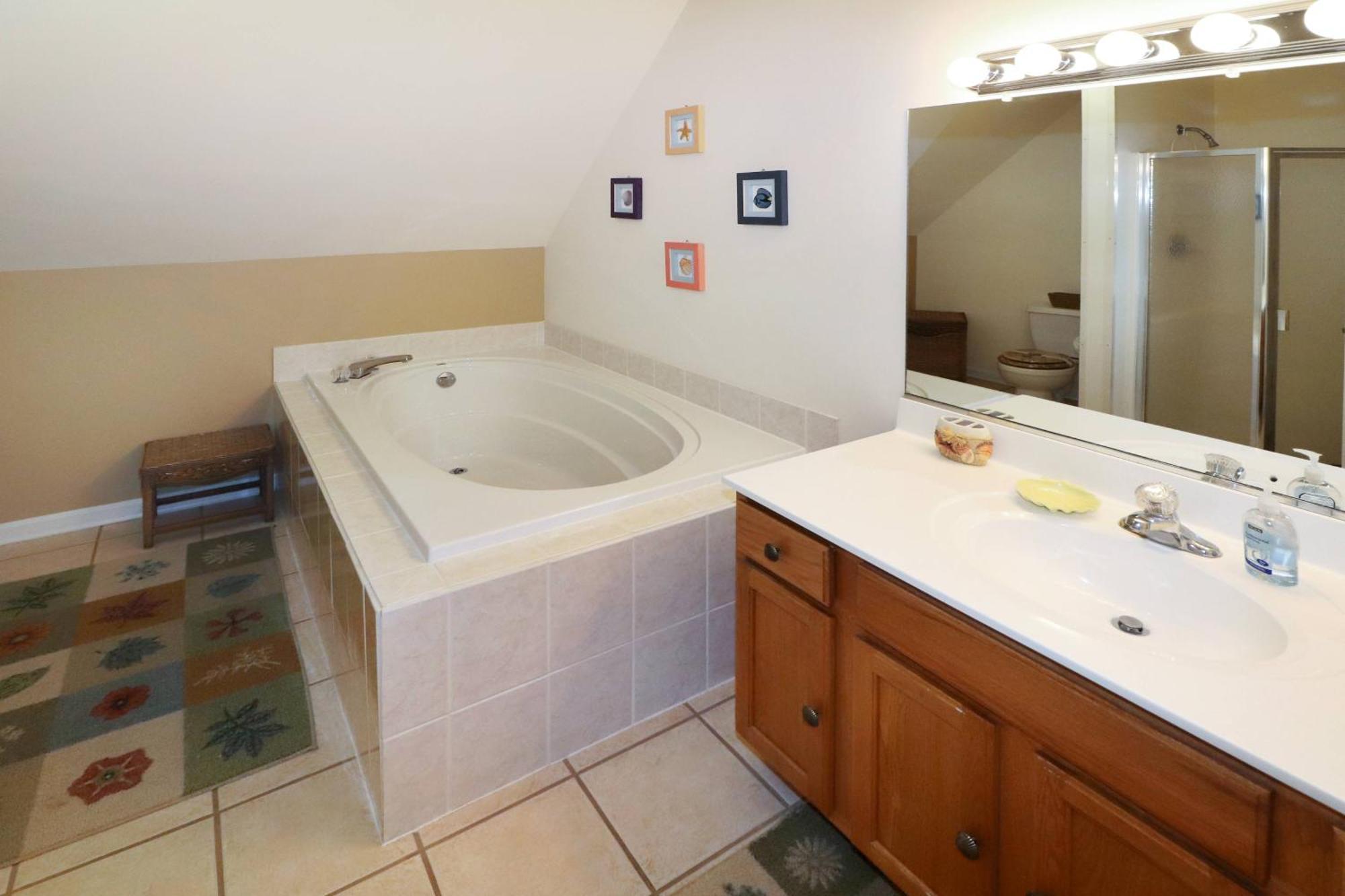 Holiday home Sundance - In Town With Screened Porch!